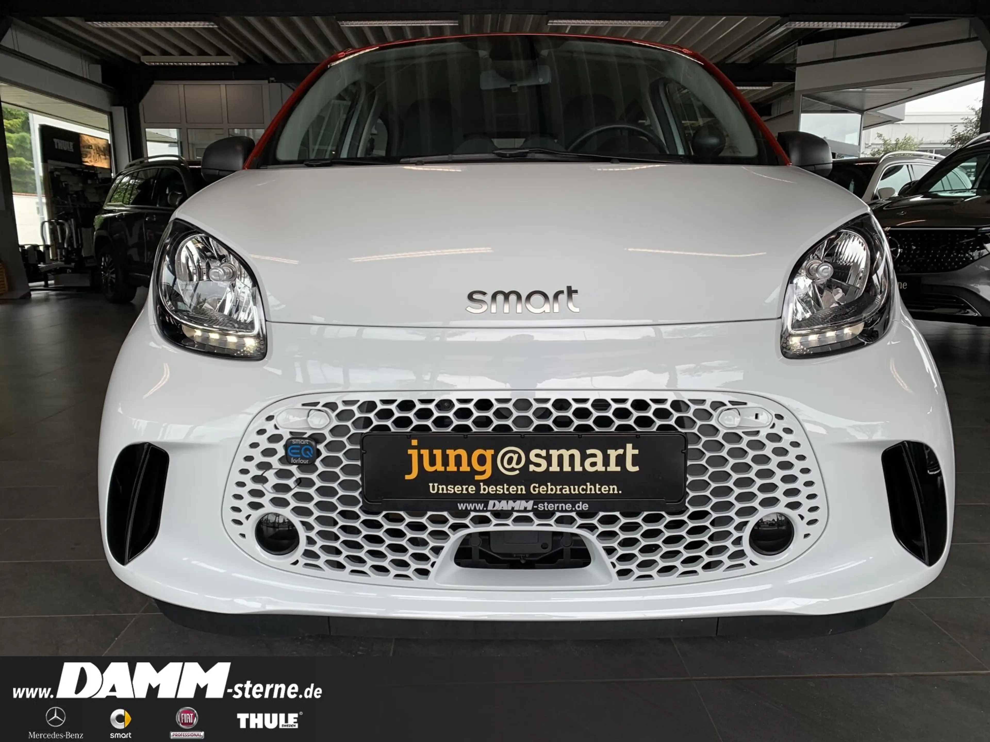 smart forFour EQ  Cool & Audio-Paket/Tempomat/DAB/e FH Klima/BC/eFH./smart Audio-System mit Digitales Radio/Volldach — photo 5