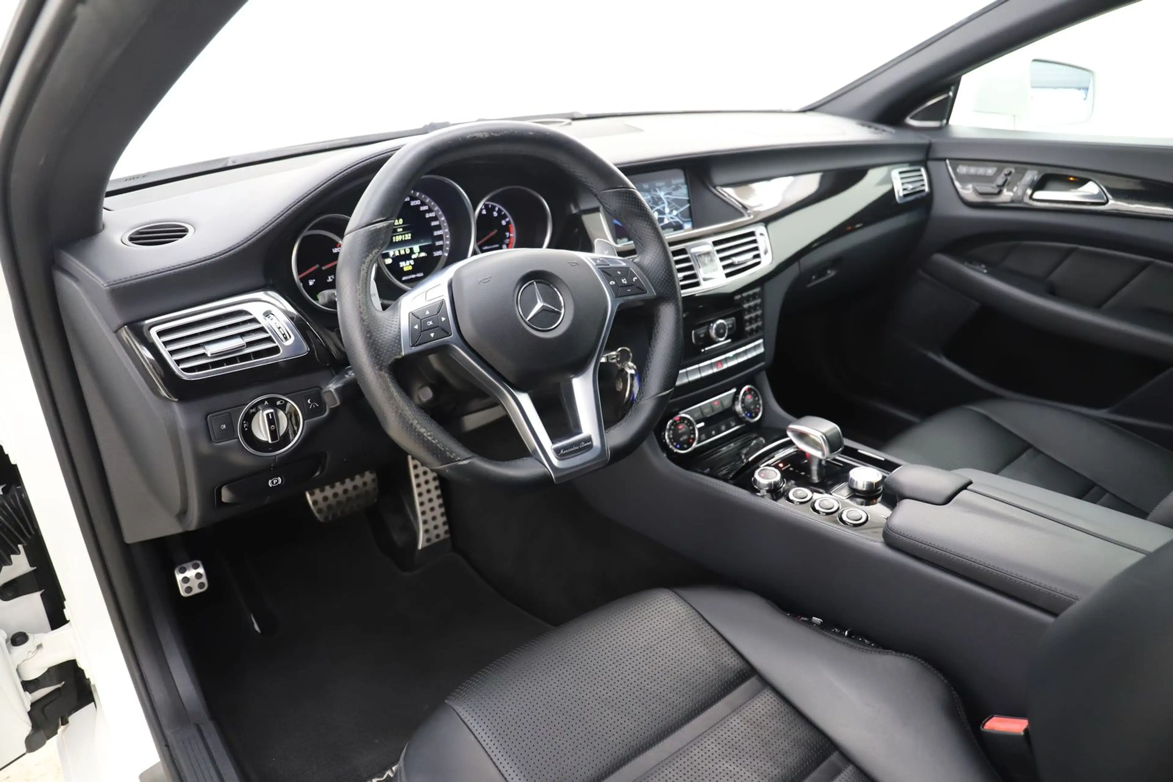 Mercedes-Benz CLS 63 AMG CLS 63 — photo 13