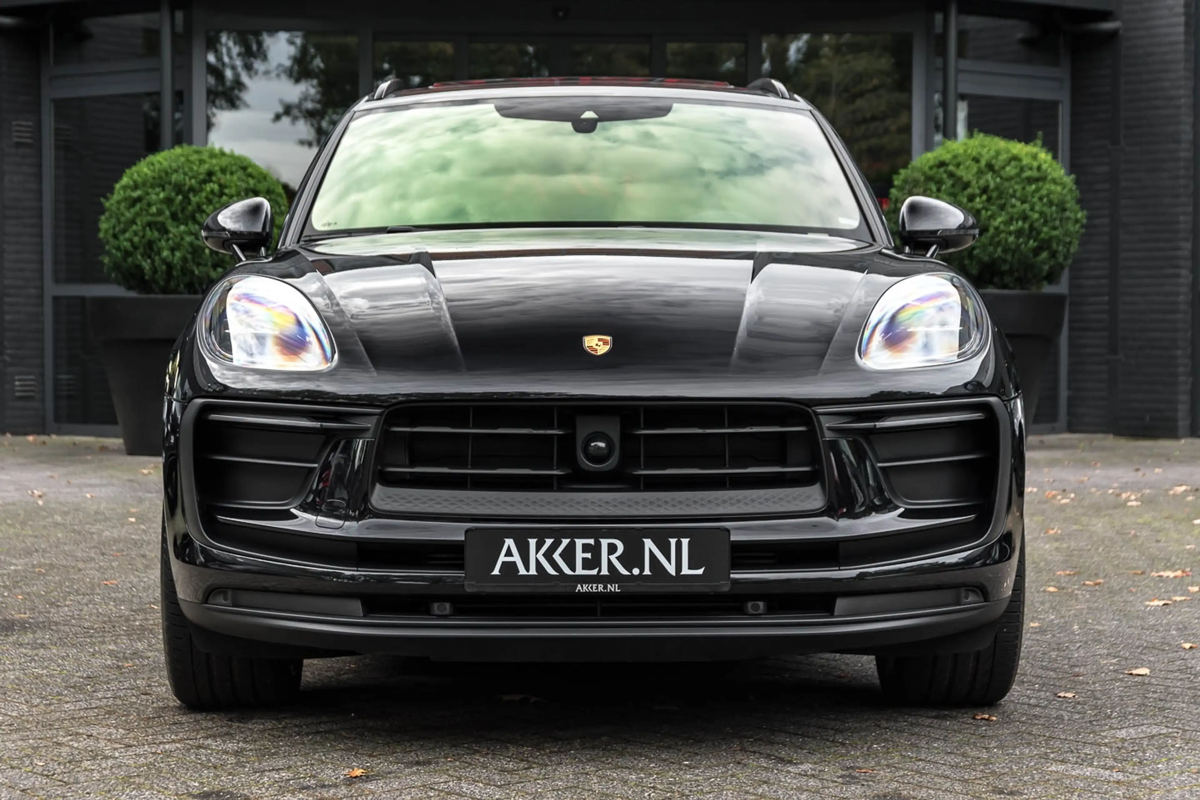 Porsche Macan 2.0 | Luchtvering | Pano.dak | 21 Inch | Sport Chr — photo 12