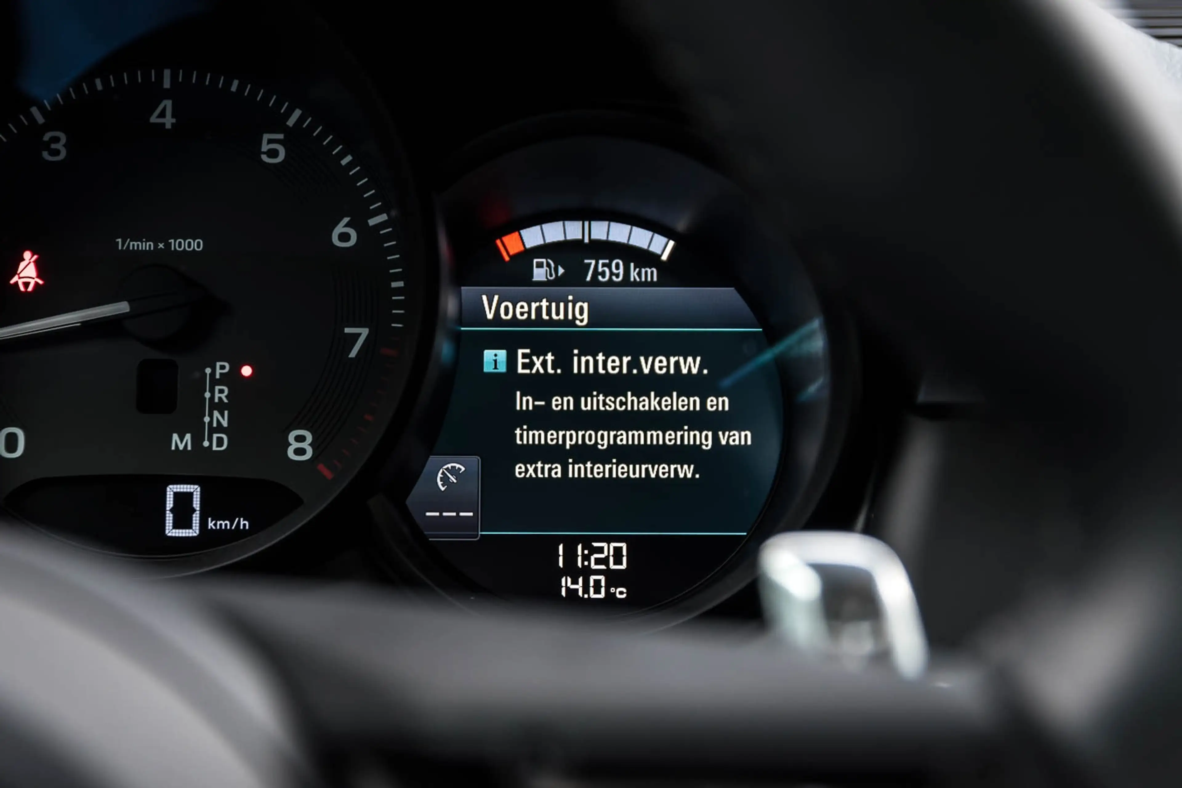 Porsche Macan 2.0 | Luchtvering | Pano.dak | 21 Inch | Sport Chr — photo 9