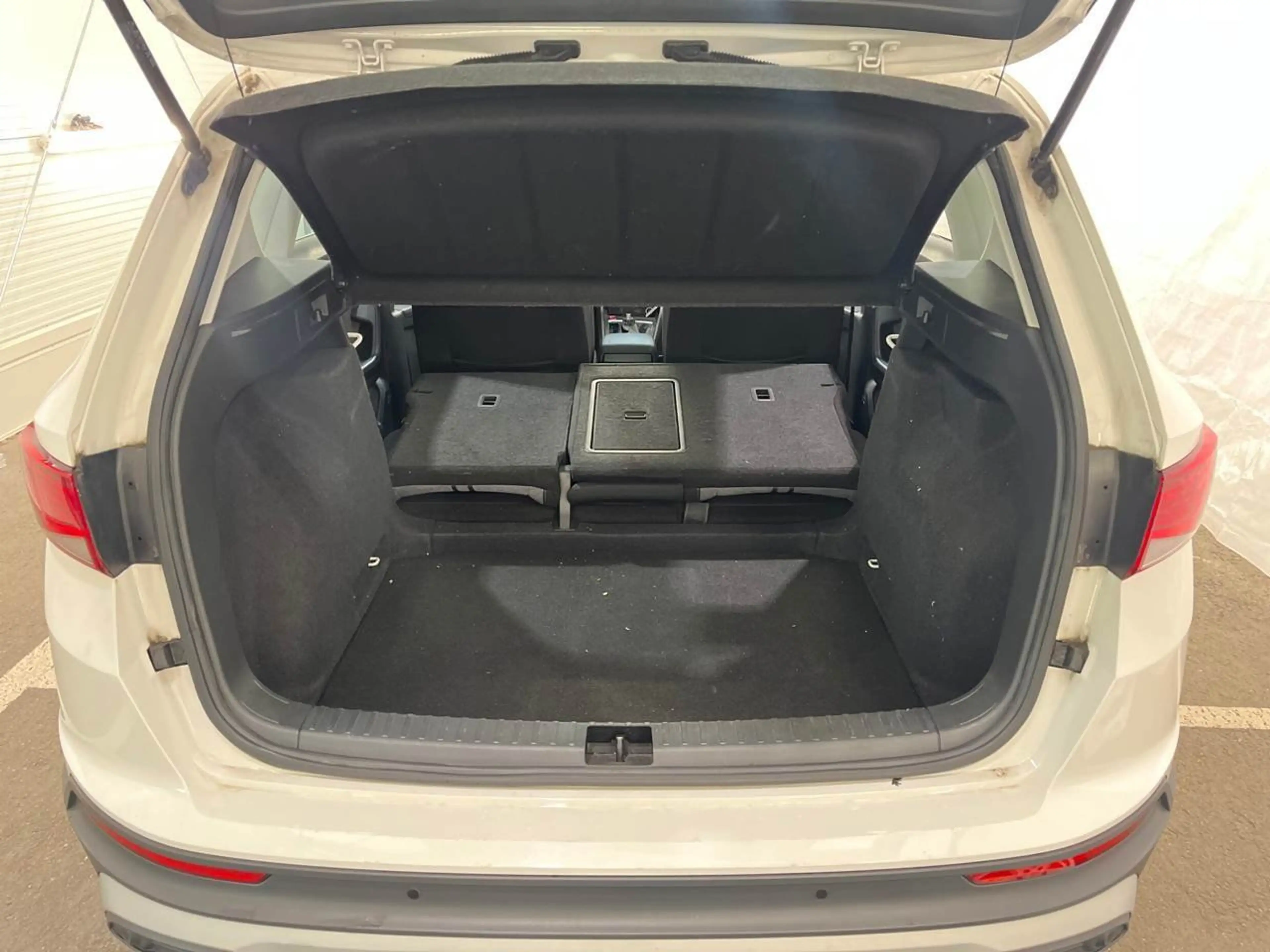 SEAT Ateca 2.0 TDI Style S-Dach LED Navi AUT Facelift — photo 13