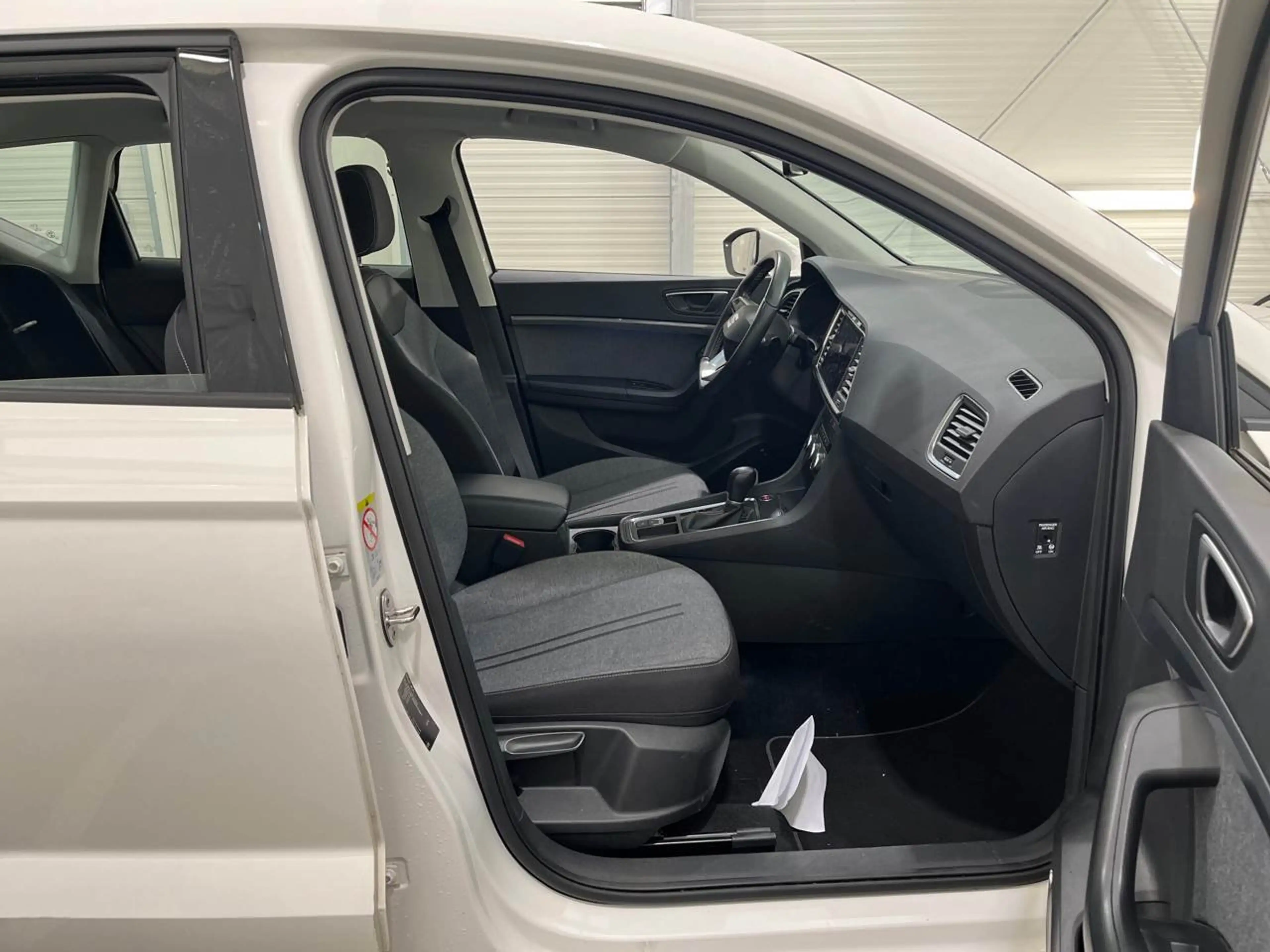 SEAT Ateca 2.0 TDI Style S-Dach LED Navi AUT Facelift — photo 9