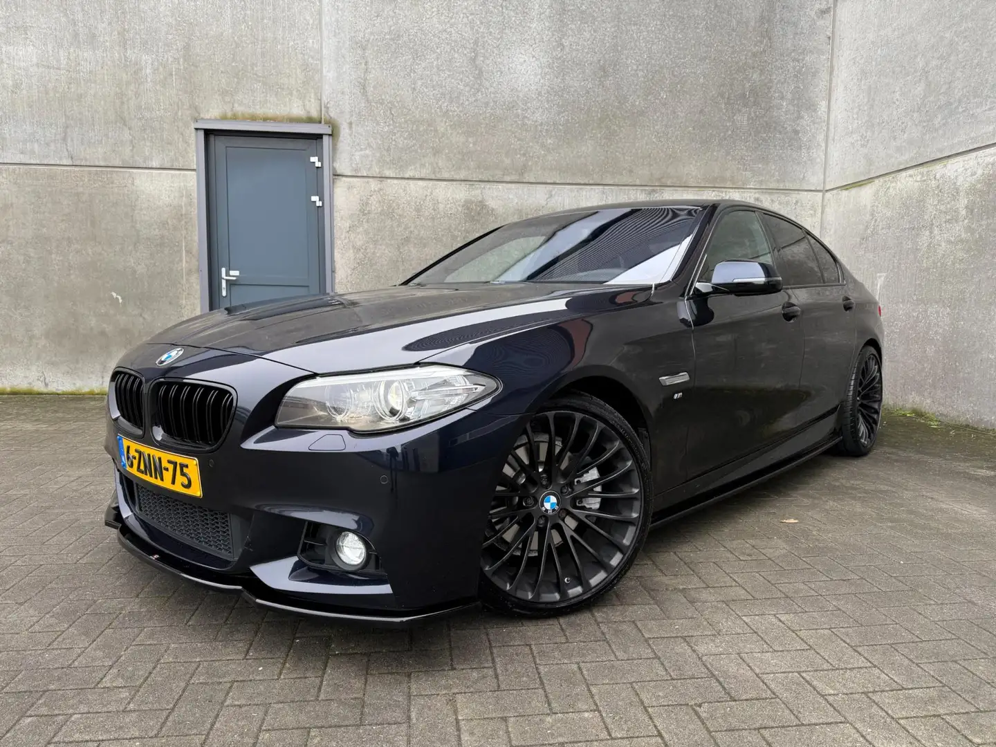BMW 520 5-serie 520i Executive, M-SPORT, 20 INCH BREYTON, Nero - 2