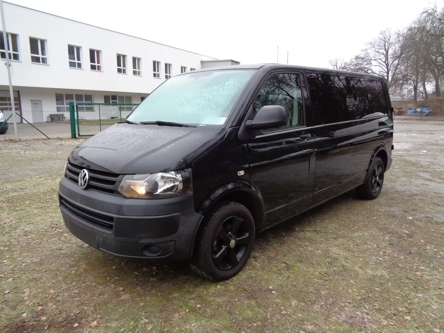 Volkswagen T5 Transporter LANG; KLIMA Schwarz - 1