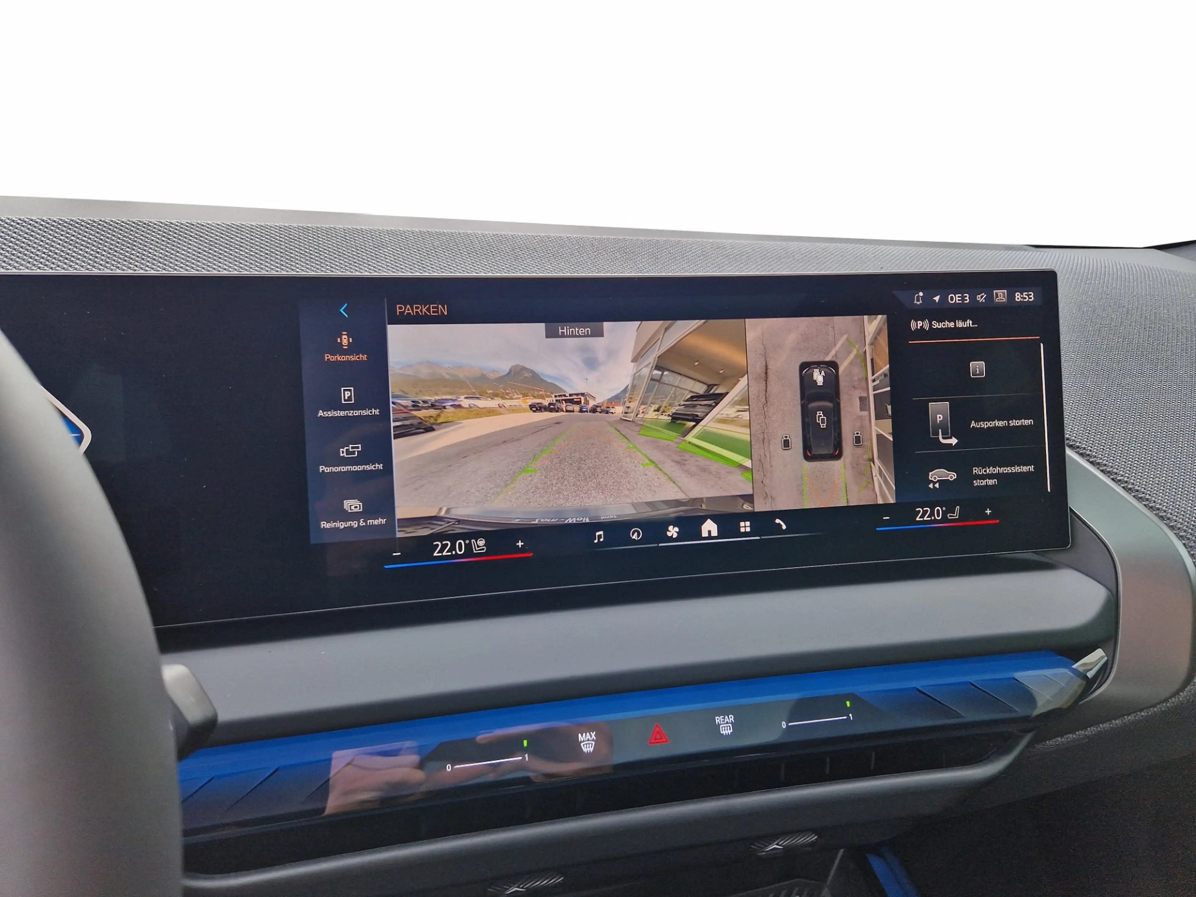 BMW X3 30e xDrive — photo 11