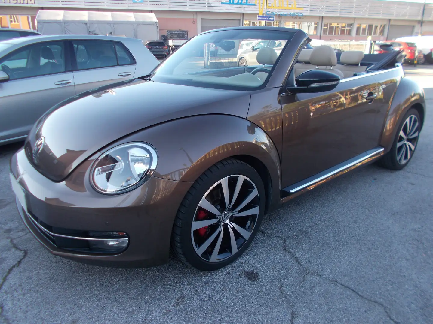 Volkswagen Maggiolino Cabrio 2.0 tsi Sport 210cv DSG AUTOMATICO PERFETTO Marrone - 1
