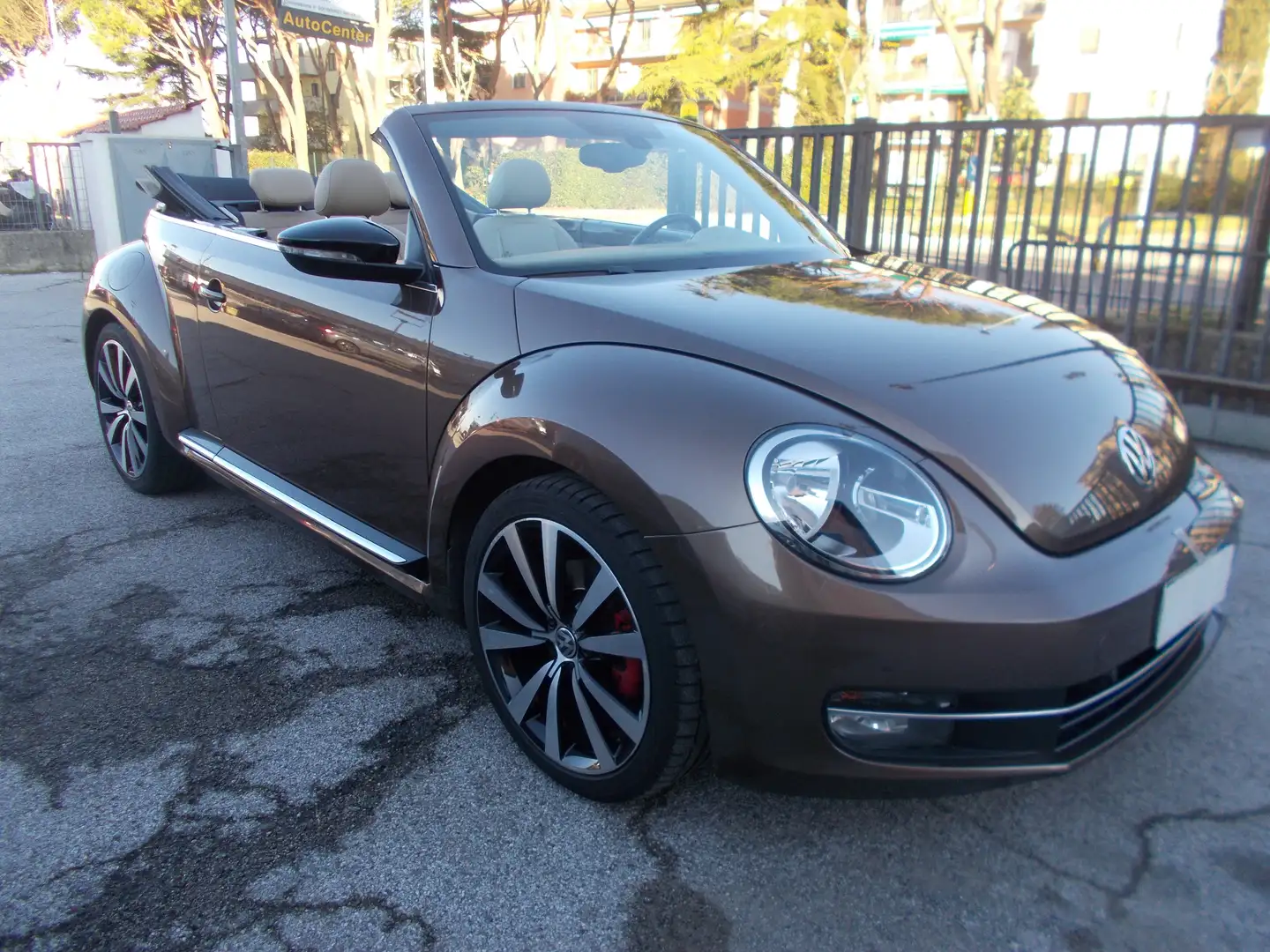 Volkswagen Maggiolino Cabrio 2.0 tsi Sport 210cv DSG AUTOMATICO PERFETTO Marrone - 2