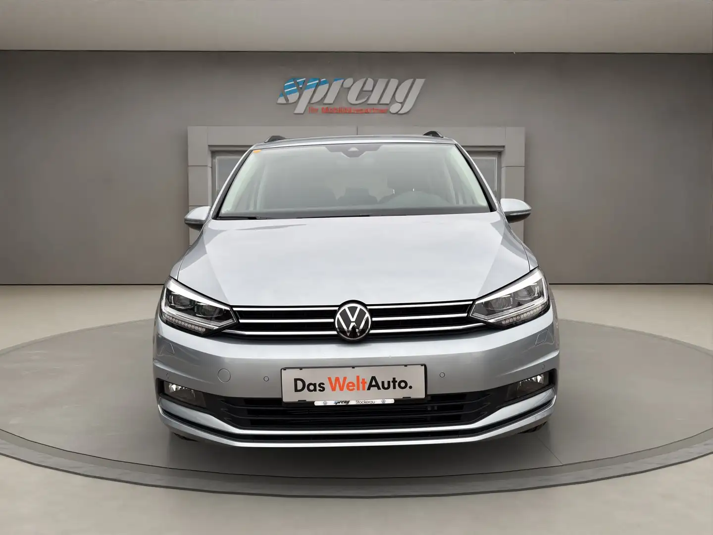 Volkswagen Touran NEUWAGEN - Friends 2,0 TDI nur € 34.999,-* Silber - 2