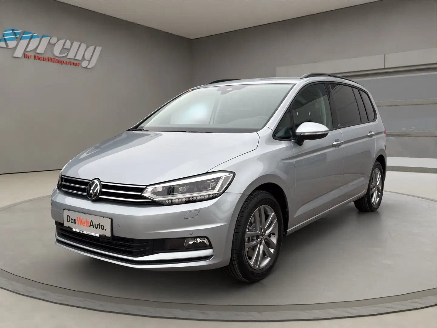 Volkswagen Touran NEUWAGEN - Friends 2,0 TDI nur € 34.999,-* Silber - 1