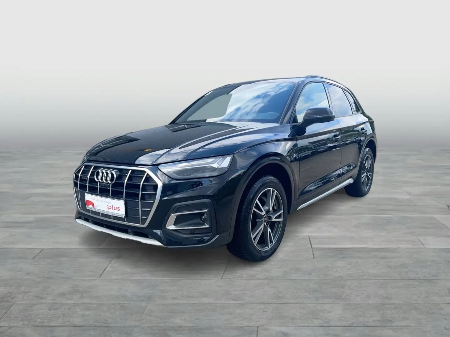 Audi Q5 45 TFSI Q S LINE LEDER PANO AHK MATRIX Schwarz - 2