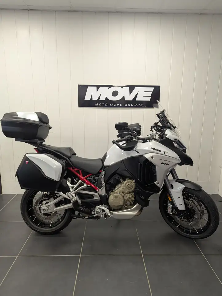 Ducati Multistrada V4 S