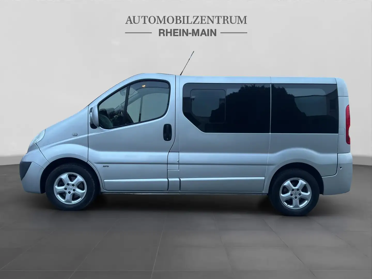 Opel Vivaro WESTFALIA 2.5 AHK BETT TISCH STHZG Silber - 2