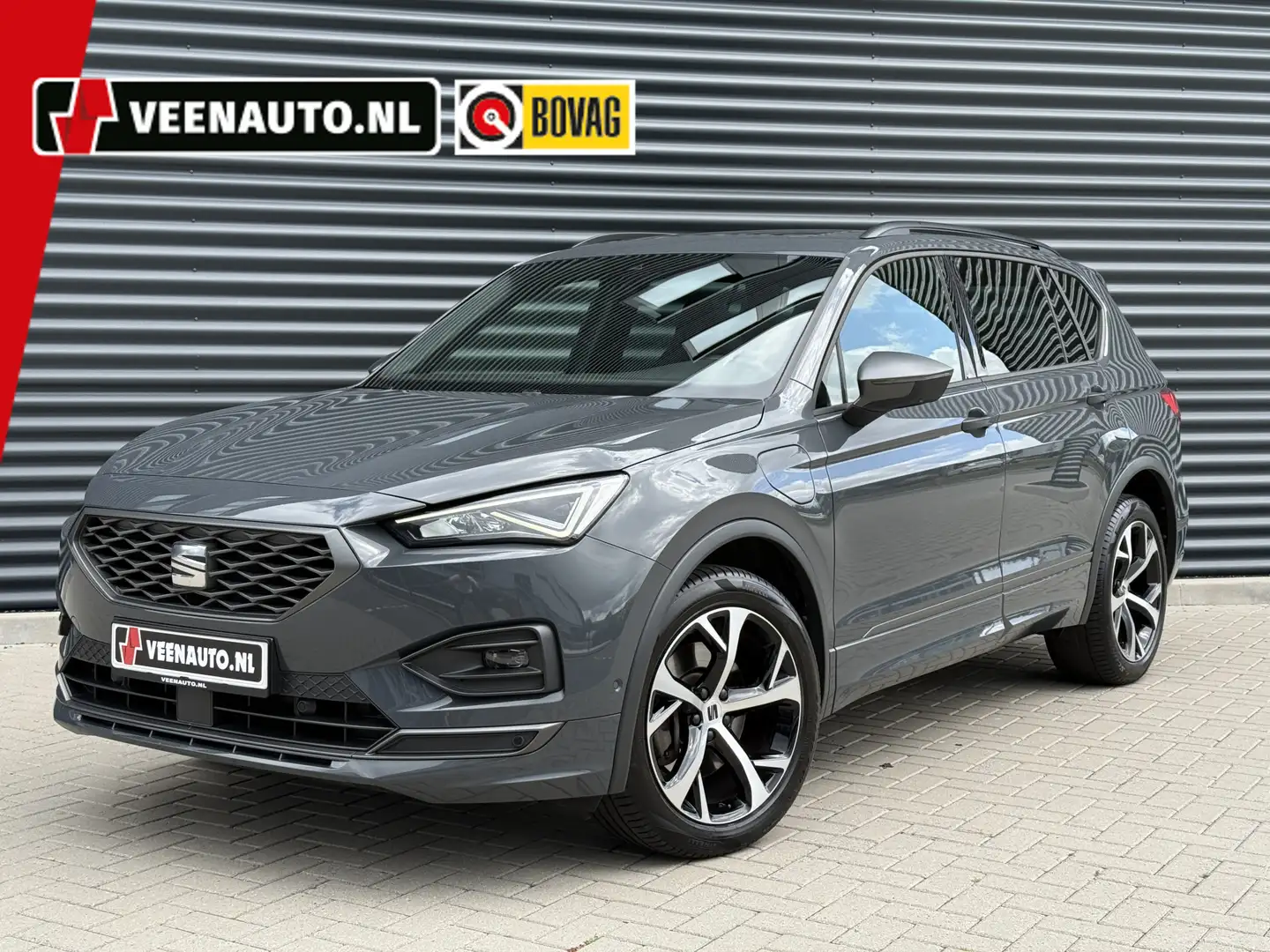 SEAT Tarraco 1.4 TSI e-Hybrid PHEV FR Trekhaak/Pano/Camera Grijs - 1
