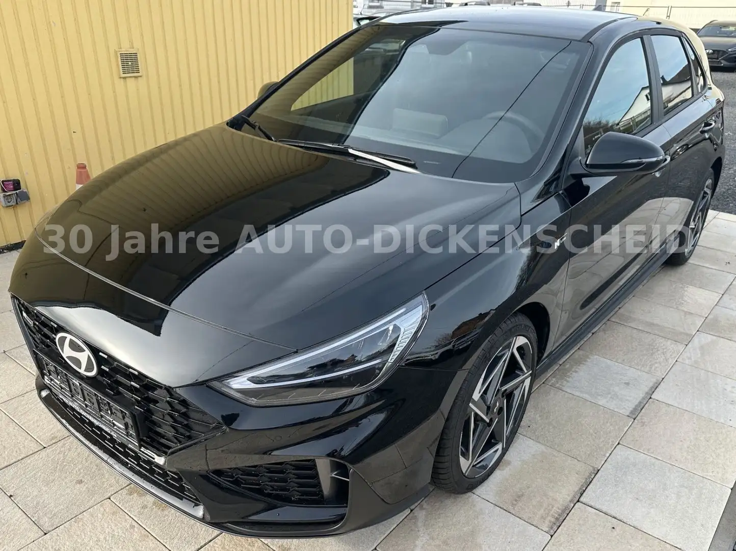Hyundai i30 -1.5T-48V N-LINE-LED-SHZ-LHZ-18"-PDC+Kame Schwarz - 1