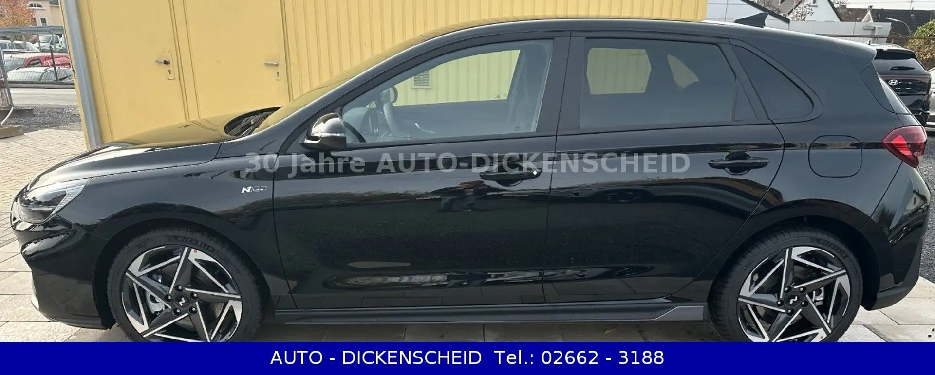 Hyundai i30 -1.5T-48V N-LINE-LED-SHZ-LHZ-18"-PDC+Kame Schwarz - 2