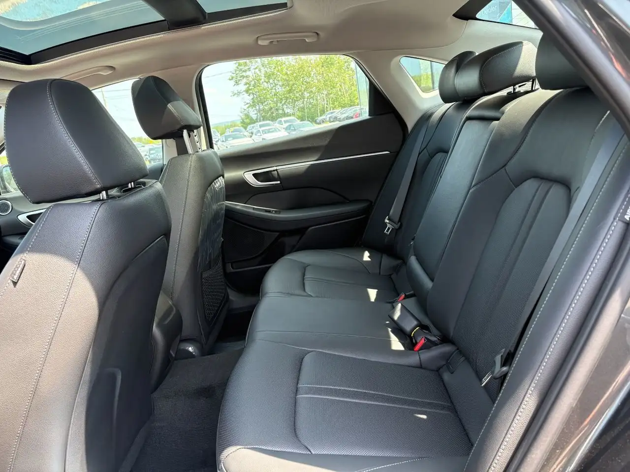 Hyundai SONATA снимка Hyundai SONATA