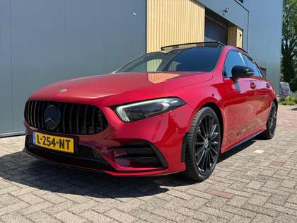 Mercedes-Benz A 180 A Business Solution AMG | NL Auto | Sfeerverlichti