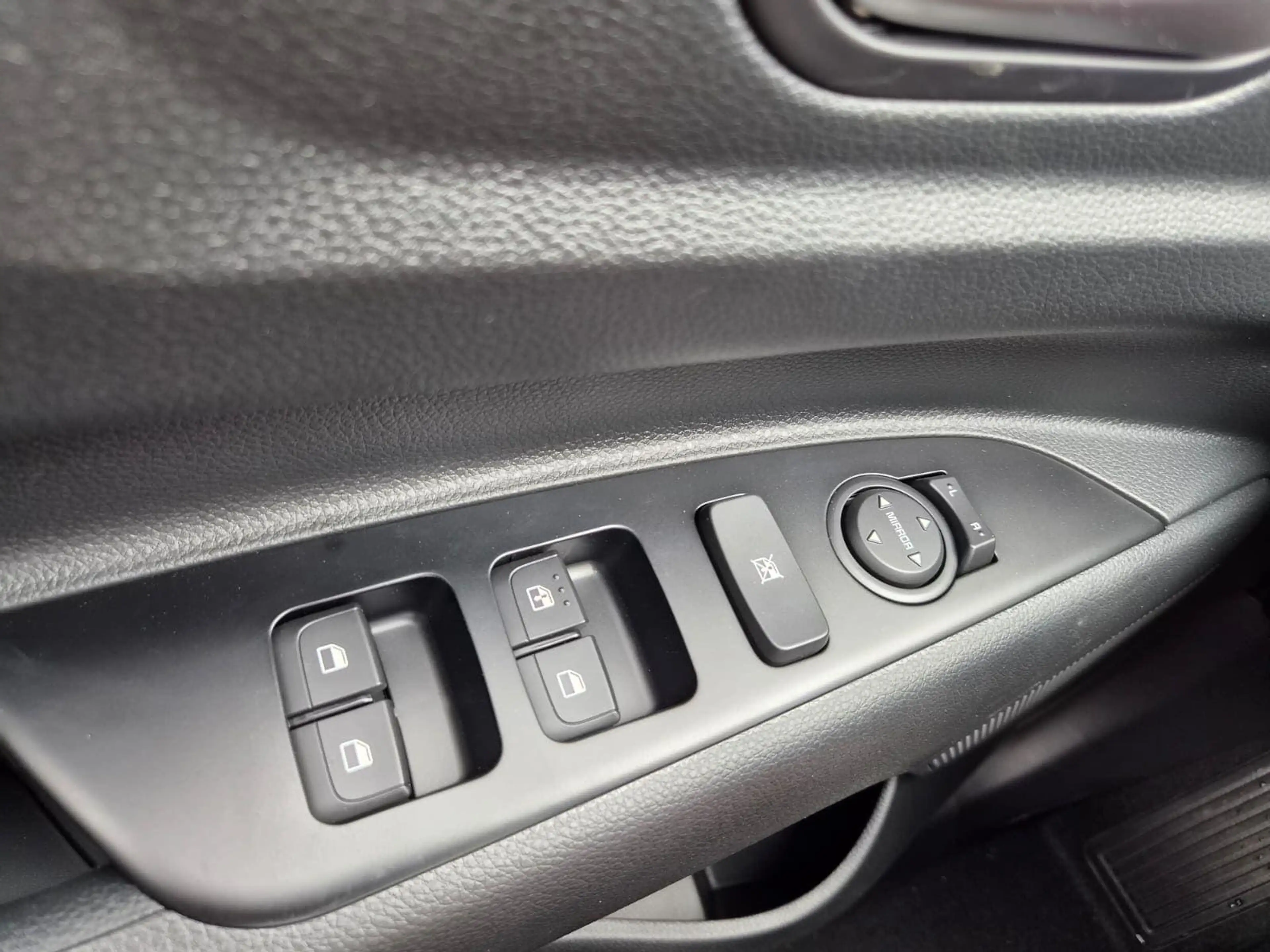 Kia Stonic 1.0 T-GDI MHEV 115PS NEUES MODELL Sitzheizung Lenk — photo 13