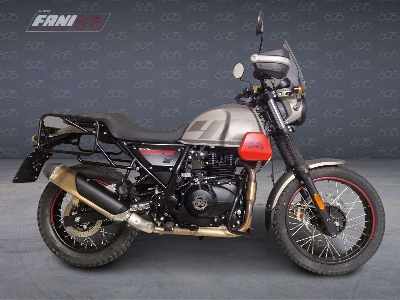 Royal Enfield Scram 411 -