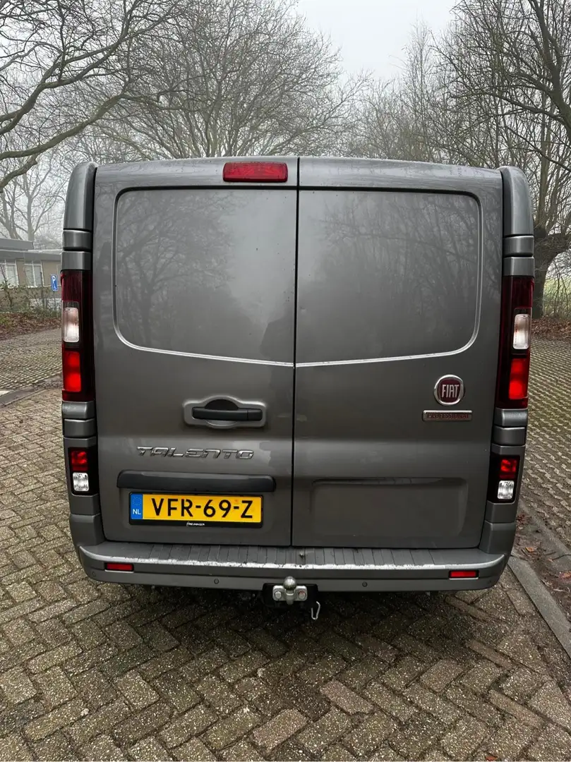 Fiat Talento 2.0 L2H1 Bus.Pro DC Grijs - 2