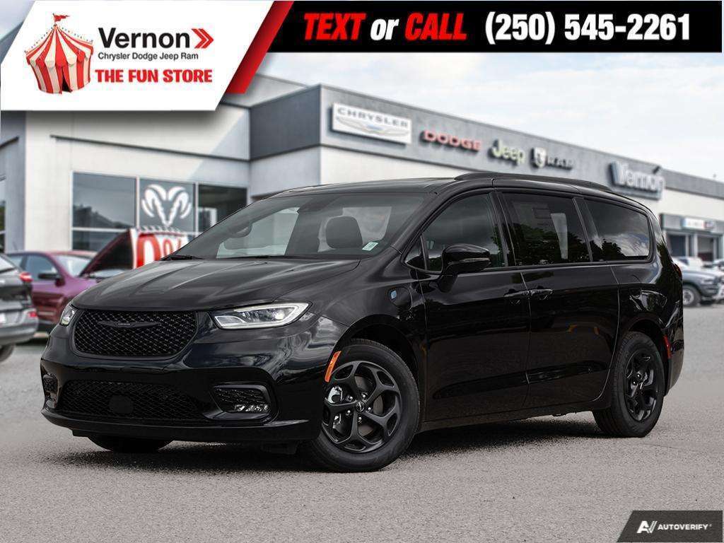 2024 Chrysler Pacifica Select  - Leather Seats