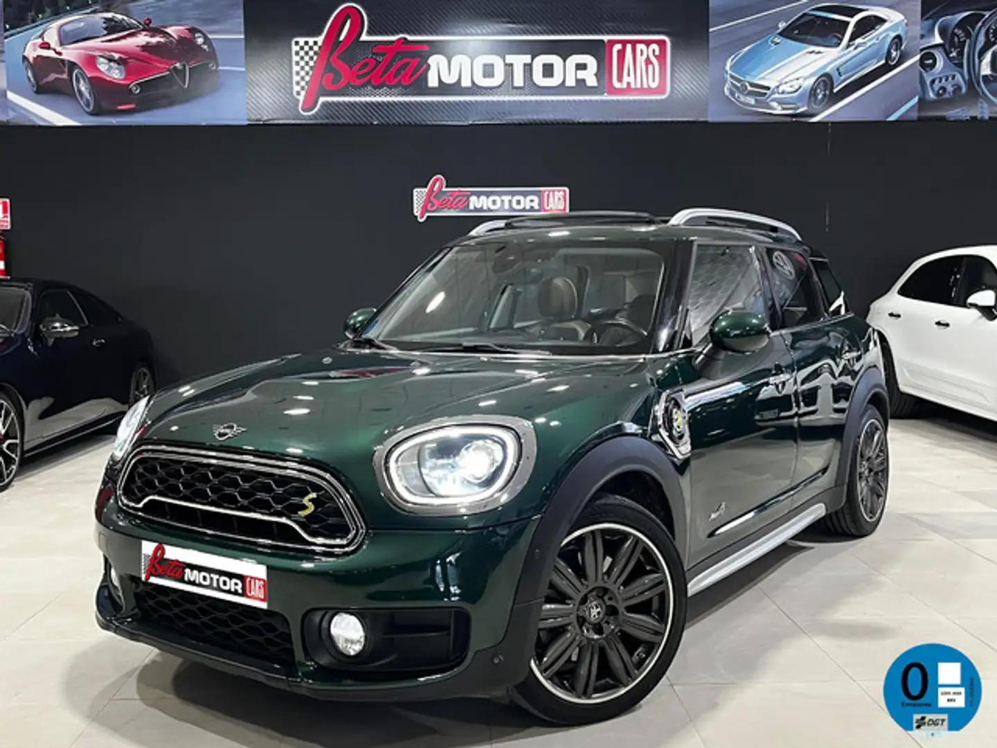 MINI Cooper Countryman S E ALL4 Green - 1