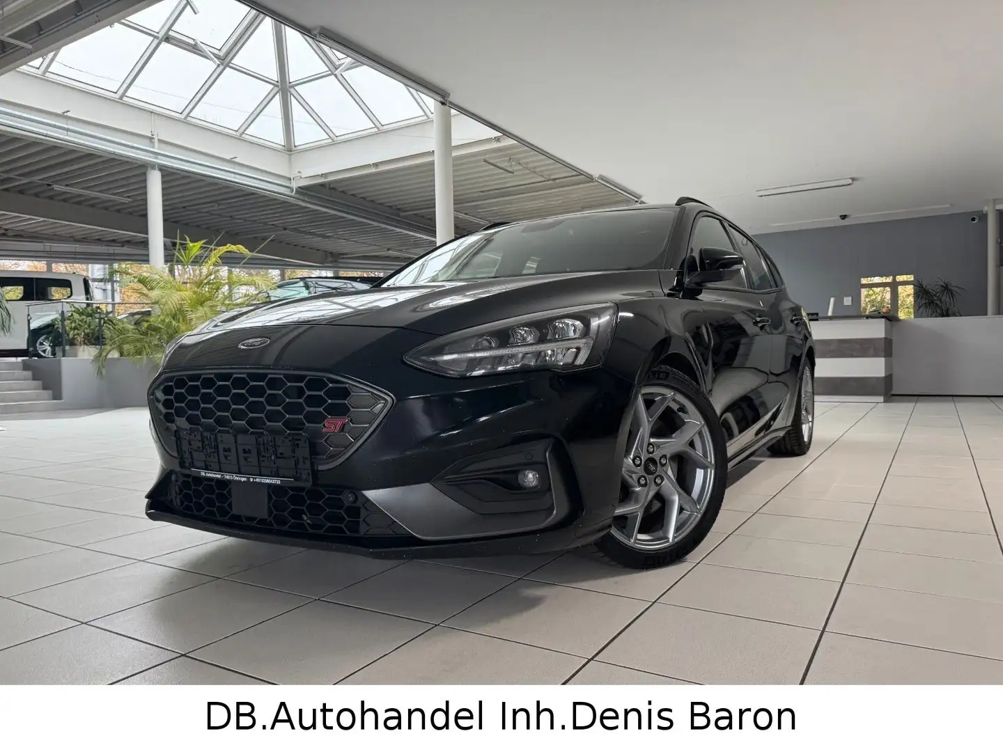 Ford Focus Turnier ST-Performance LED Leder Navi B&O Negro - 1