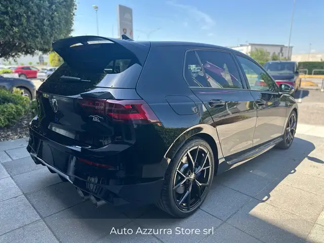 Volkswagen Golf view 4