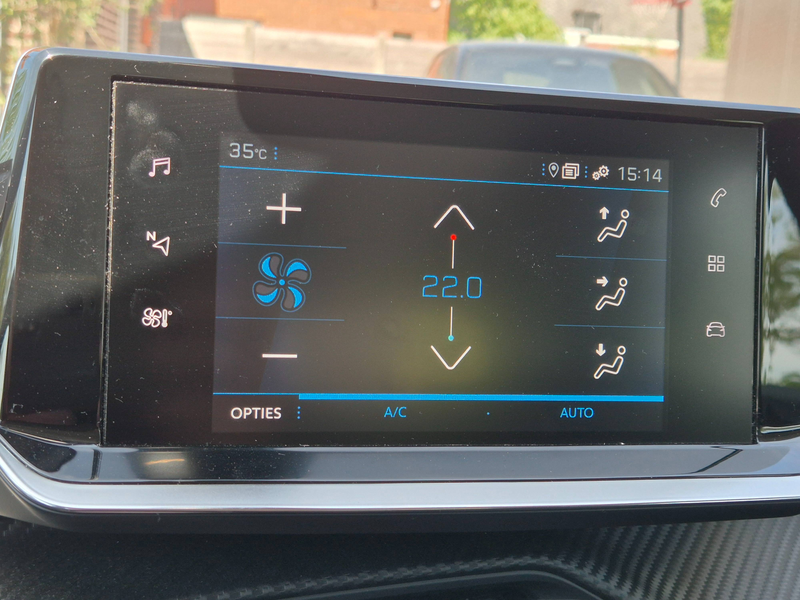 Peugeot 2008 1.2 turbo Active * 96kW, CAMERA, GPS, DAB, CARPLAY * — photo 14