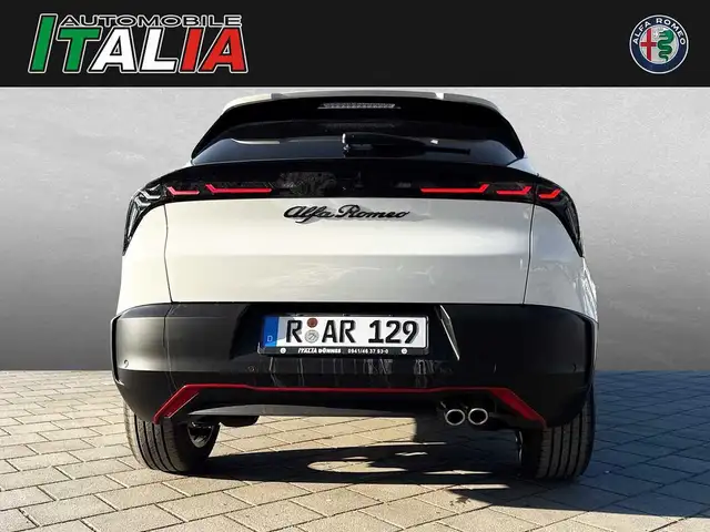 Alfa Romeo Junior view 4