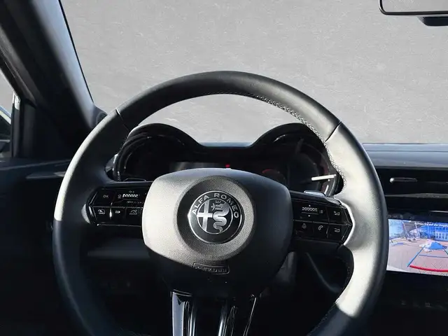 Alfa Romeo Junior view 11