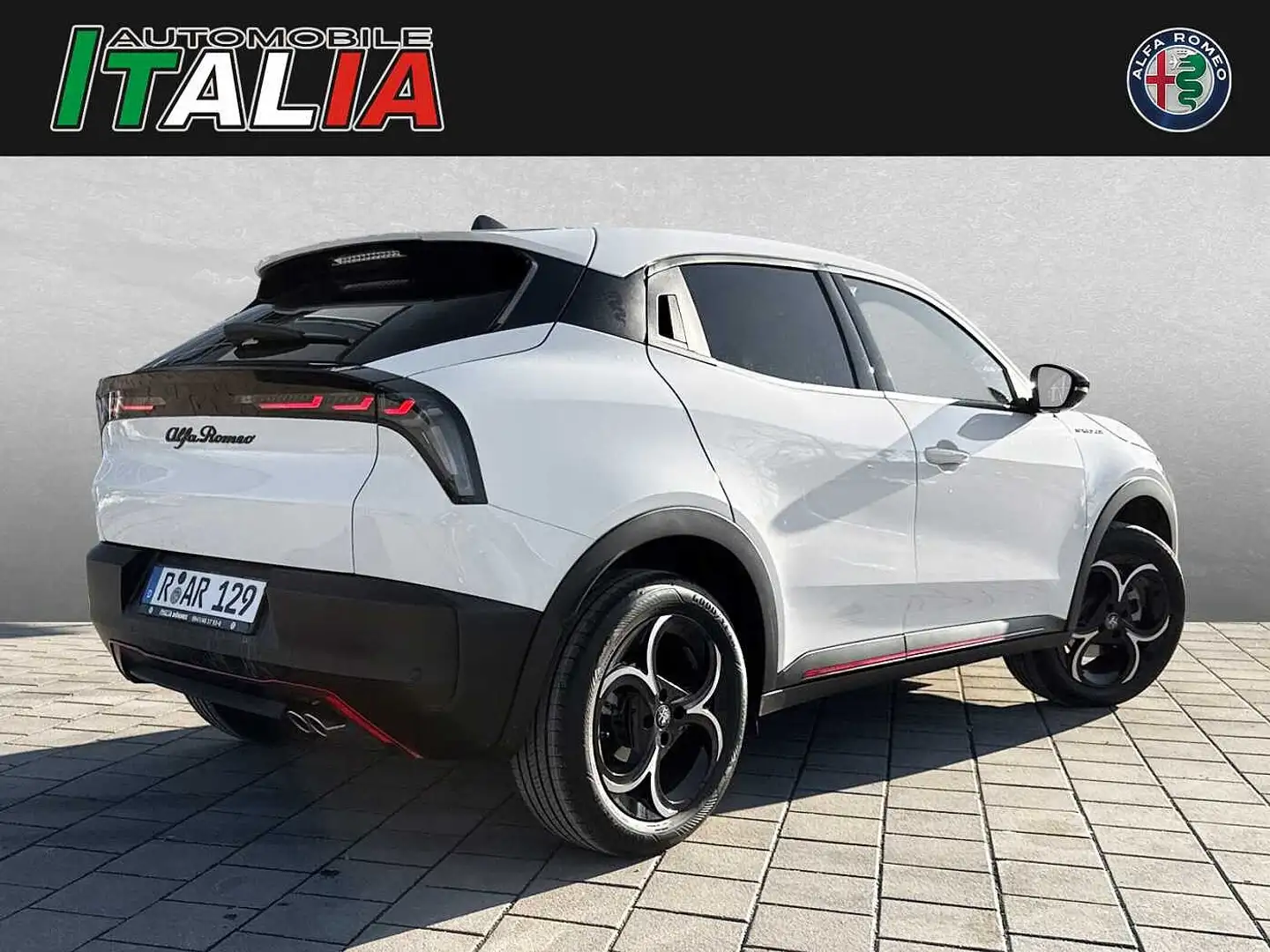 Alfa Romeo Junior Speciale 1.2 VGT Ibrida Blanc - 2