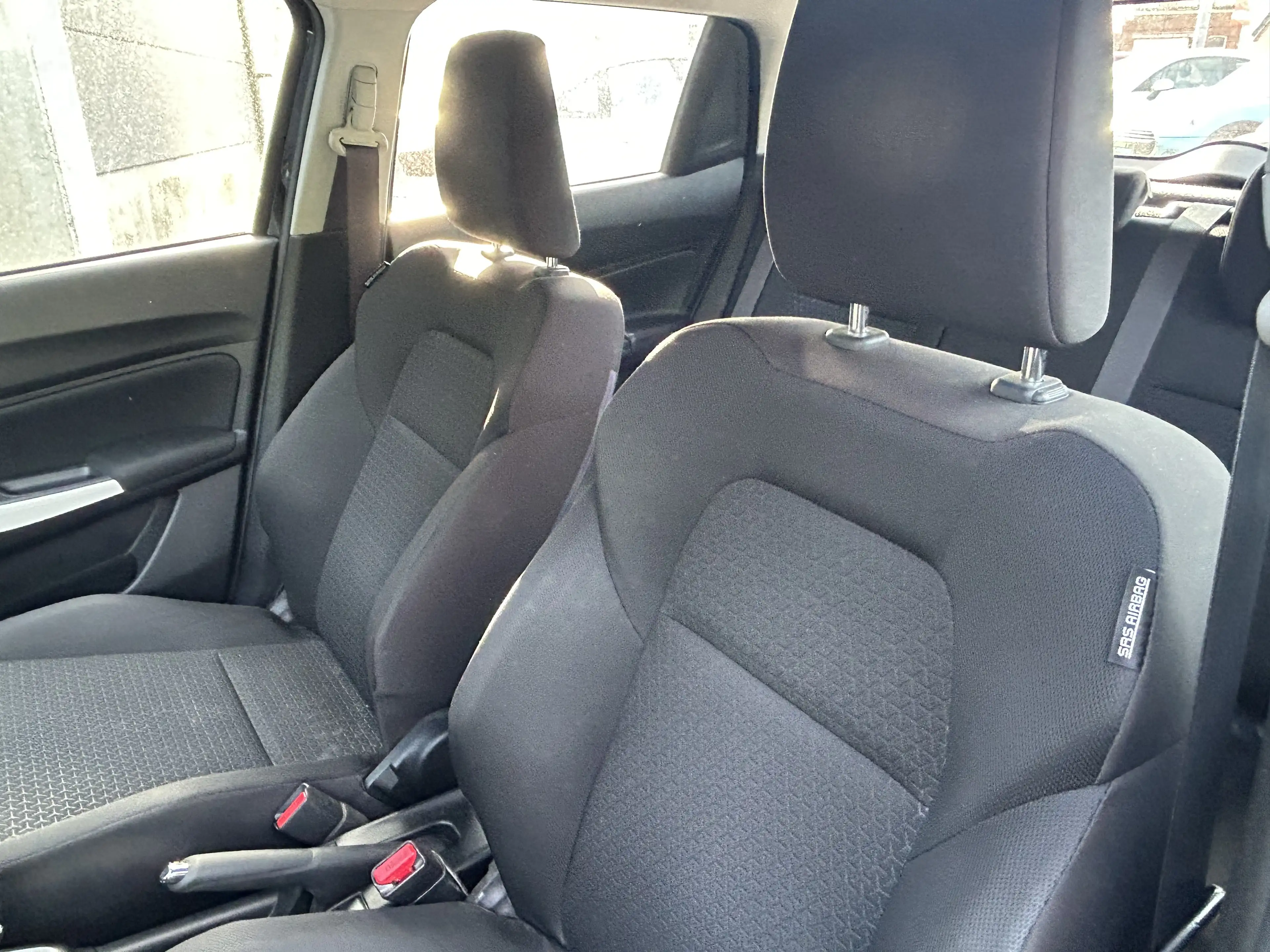 Suzuki Swift Swift 1.2i SHVS GL 12V ESSENCE ELECTRIQUE BLUETOOT — photo 14