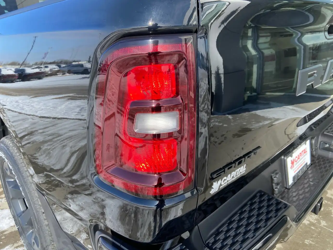 RAM 1500 снимка RAM 1500