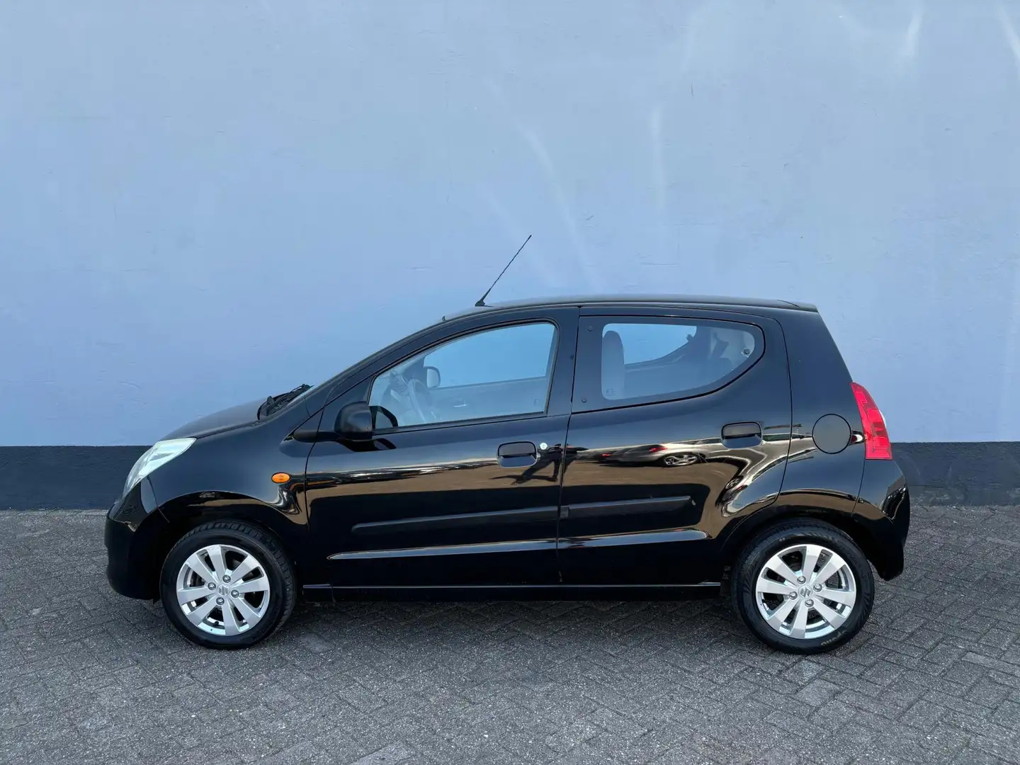 Suzuki Alto 1.0 Comfort EASSS 5-Deurs - Airco Schwarz - 2
