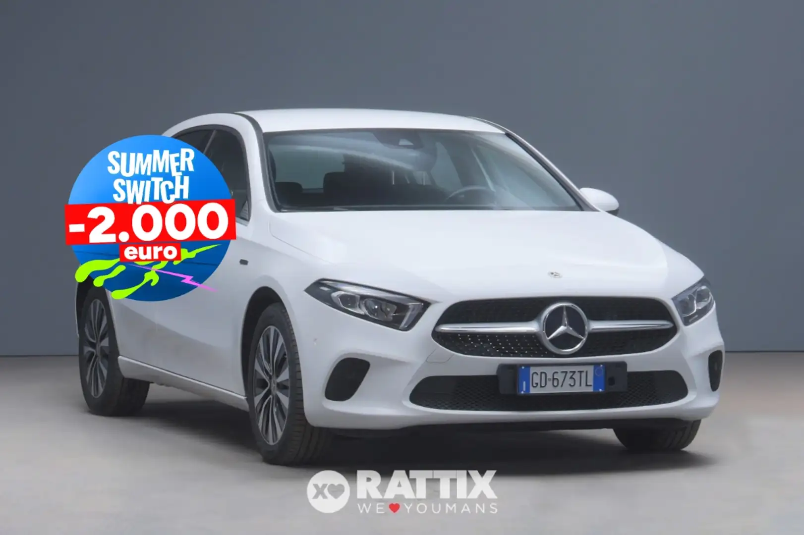 Mercedes-Benz A 250 E 1.3 eq-power PHEV 160CV Business Extra Auto Bianco - 1