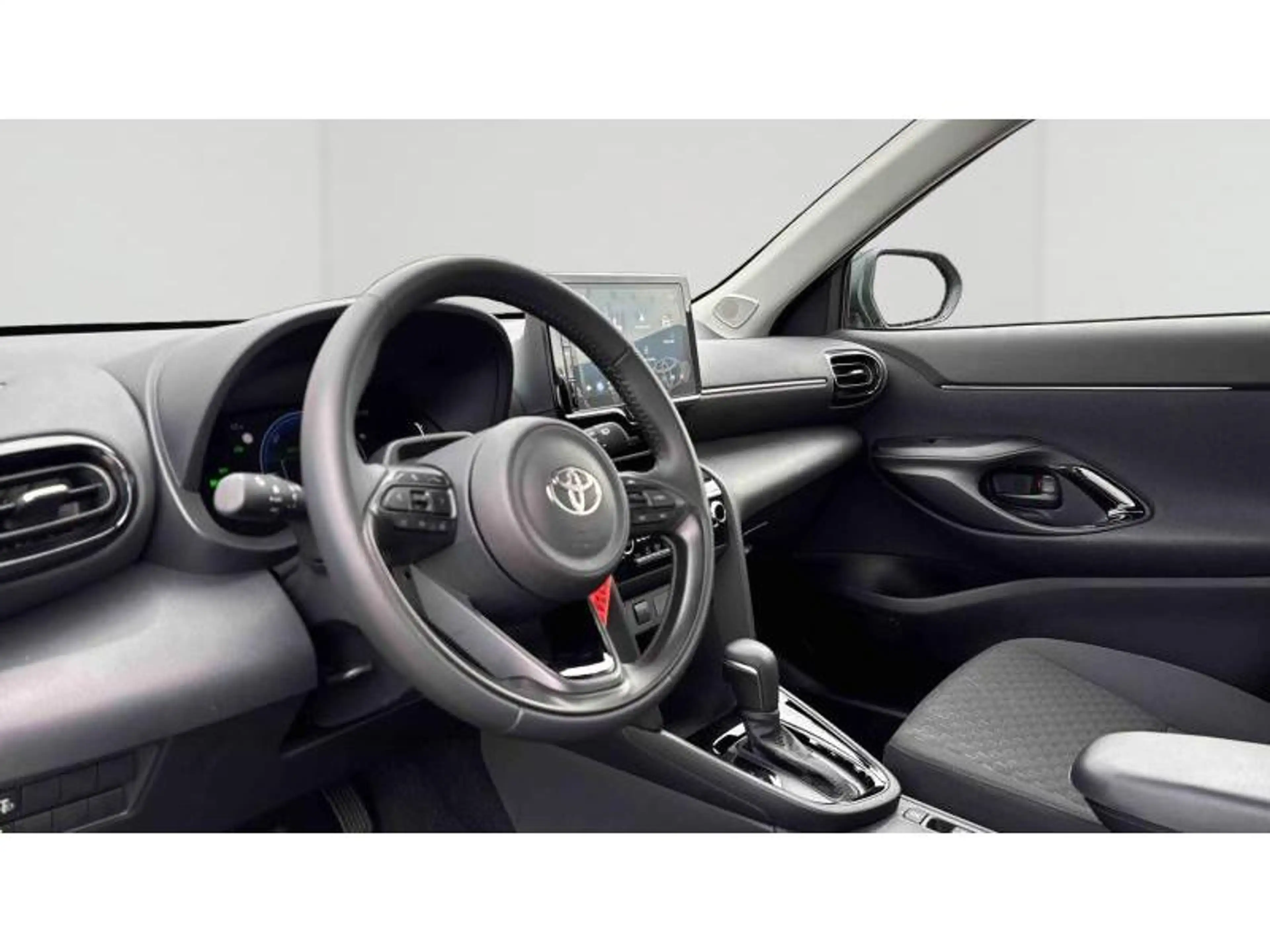 Toyota Yaris Cross — photo 6