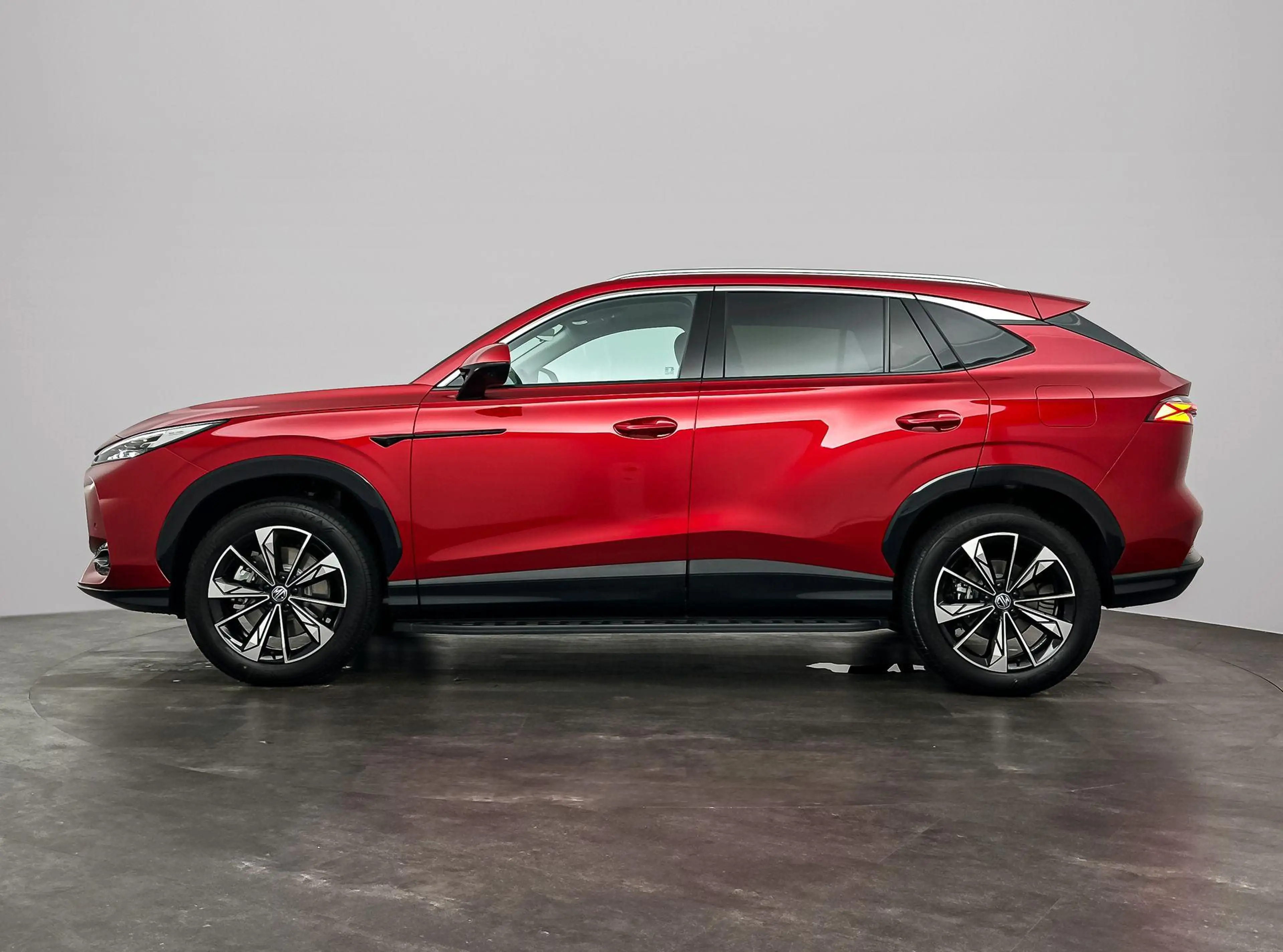 MG HS 1.5T PHEV Luxury Madness Edition | 360 Camera | LE — photo 4
