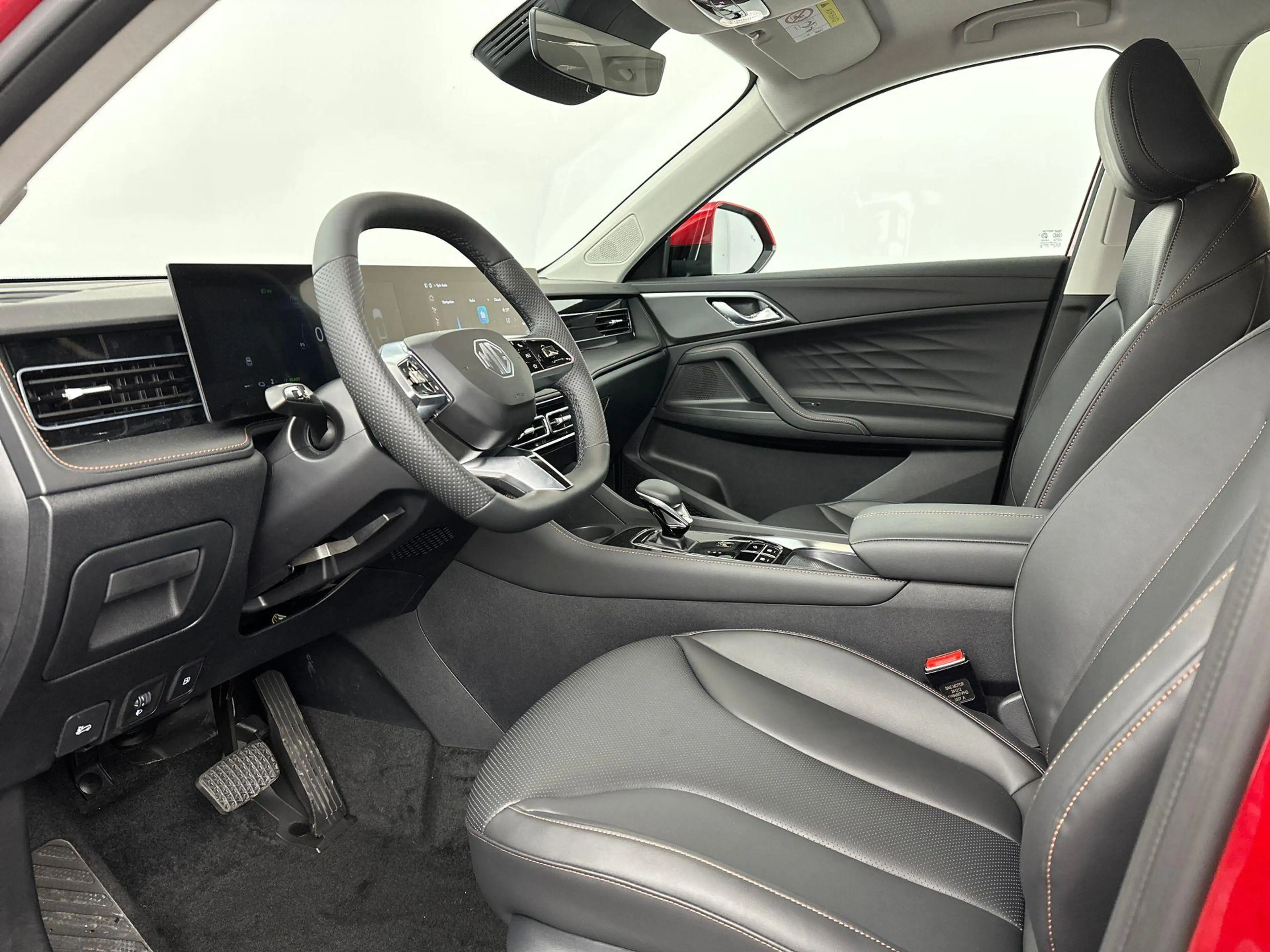 MG HS 1.5T PHEV Luxury Madness Edition | 360 Camera | LE — photo 12