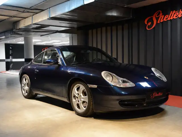 Porsche 996 Carrera 4 Coupé