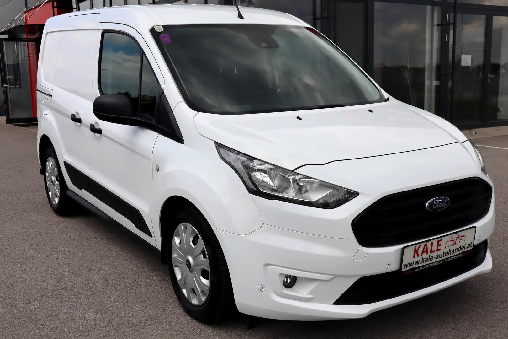 Ford Transit Connect L1 1,5 Ecoblue Trend Aut.*Navigation*R-Kamera* Weiß - 2