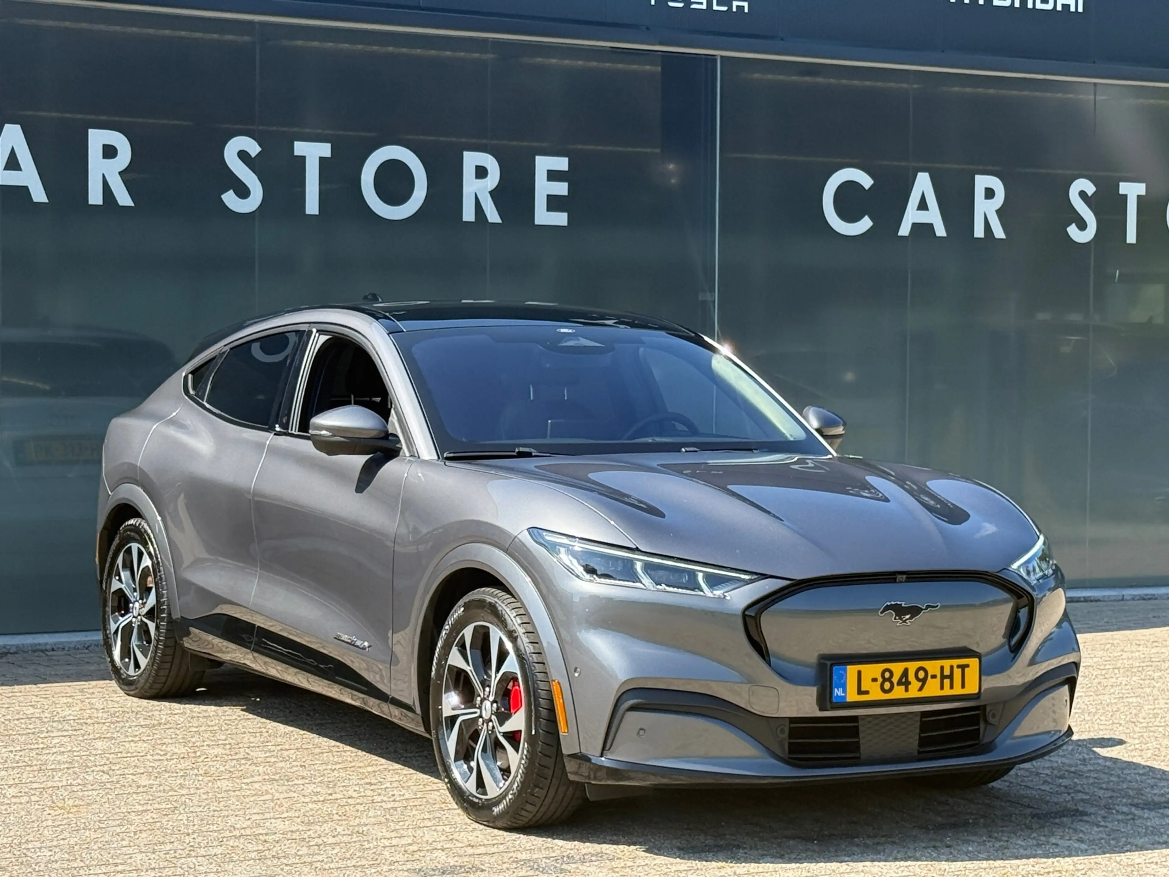 Ford Mustang Mach-E Extended First Edition AWD 98 kWh 93% SOH PANO — photo 2