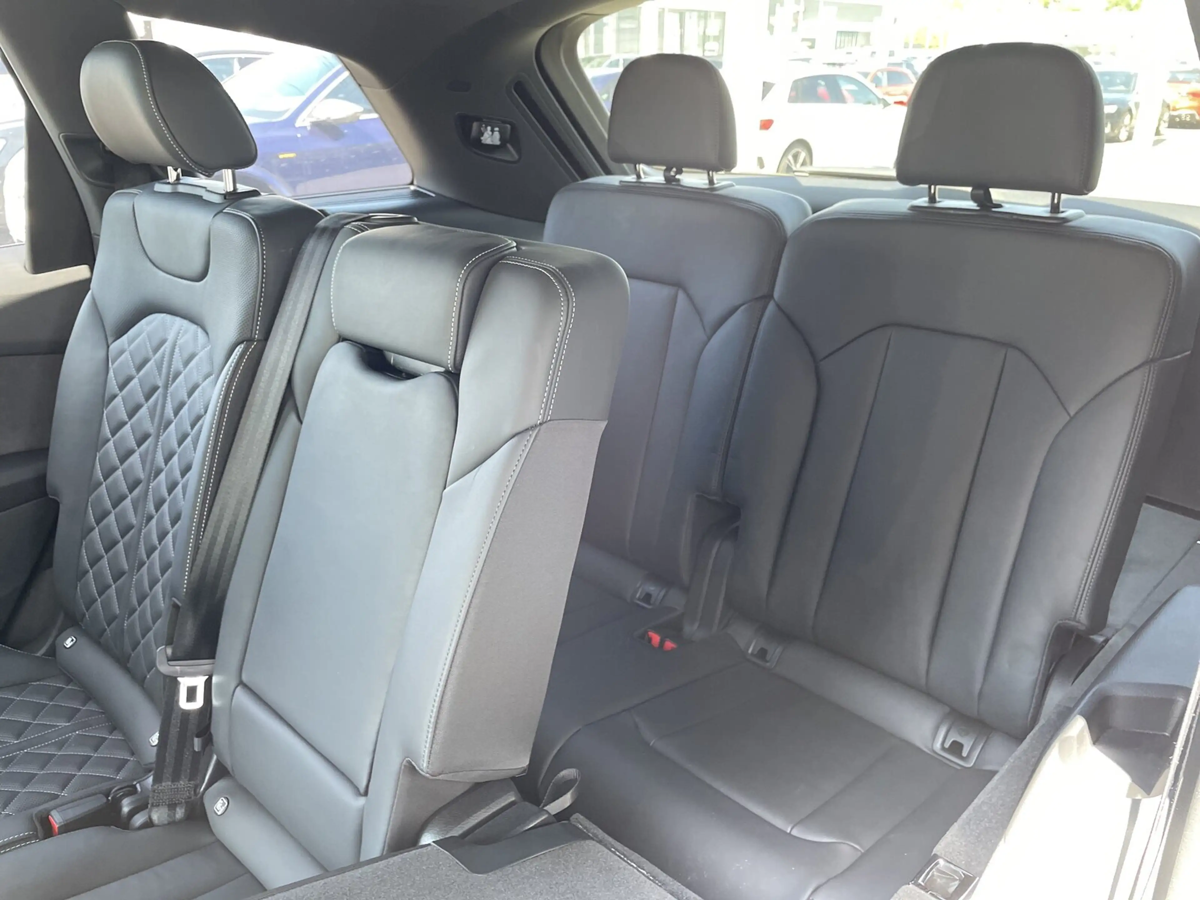 Audi Q7 55 TFSI quattro tiptronic S line Sportpaket — photo 14