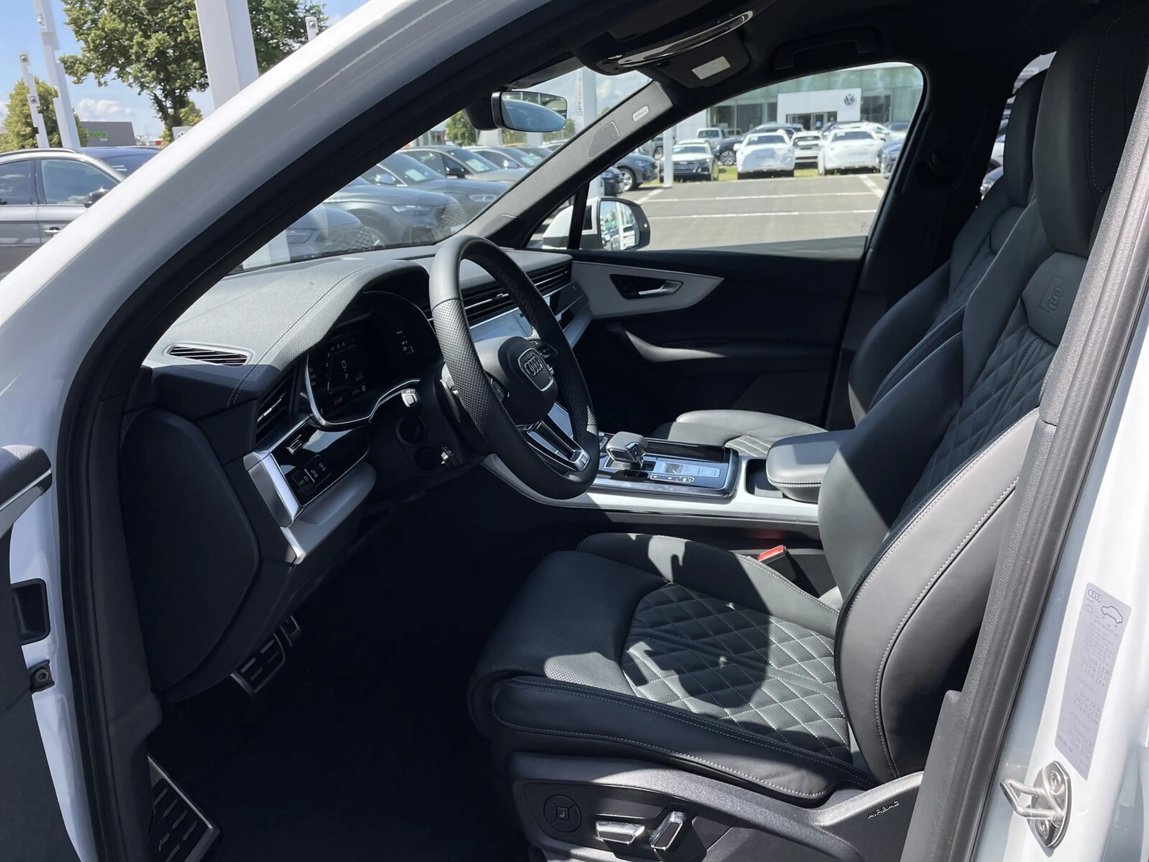 Audi Q7 55 TFSI quattro tiptronic S line Sportpaket — photo 7