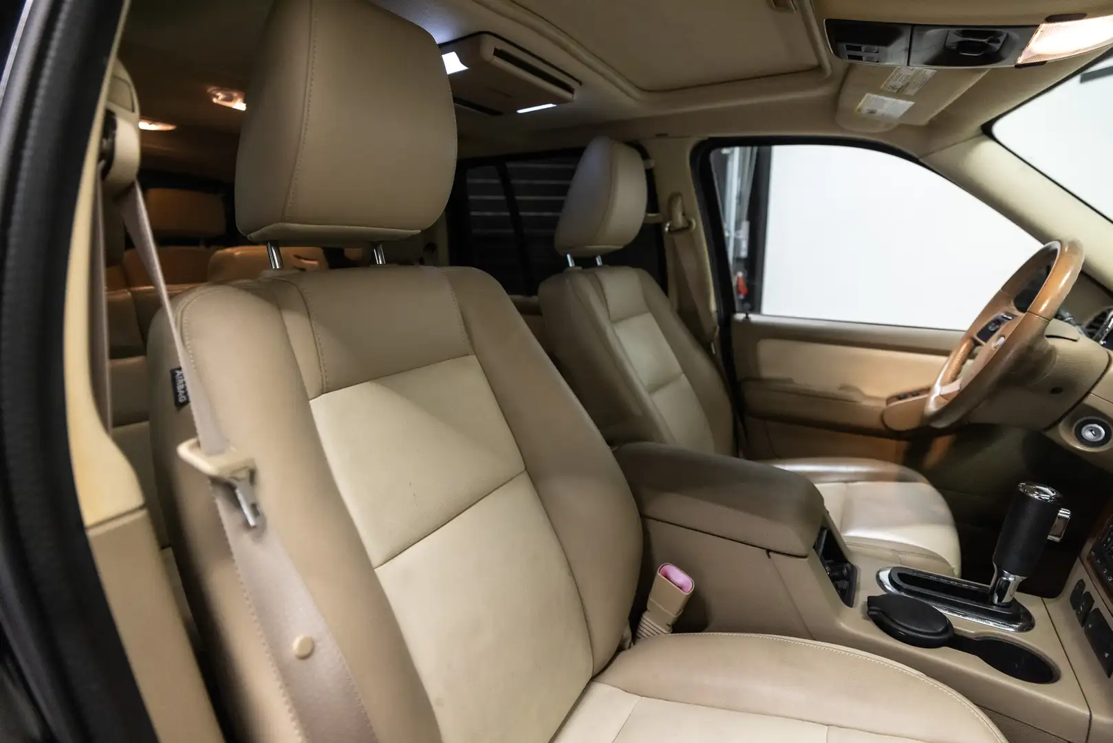 Ford Explorer Eddie Bauer Btw auto, Fiscale waarde € 6.000,- (€ Siyah - 2