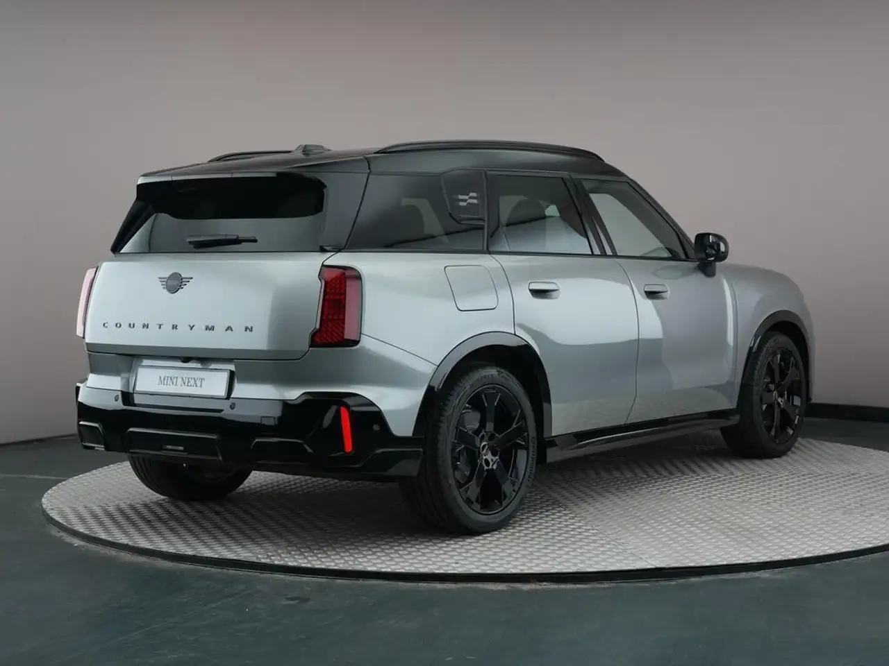 MINI John Cooper Works Countryman 2026 — фото 10
