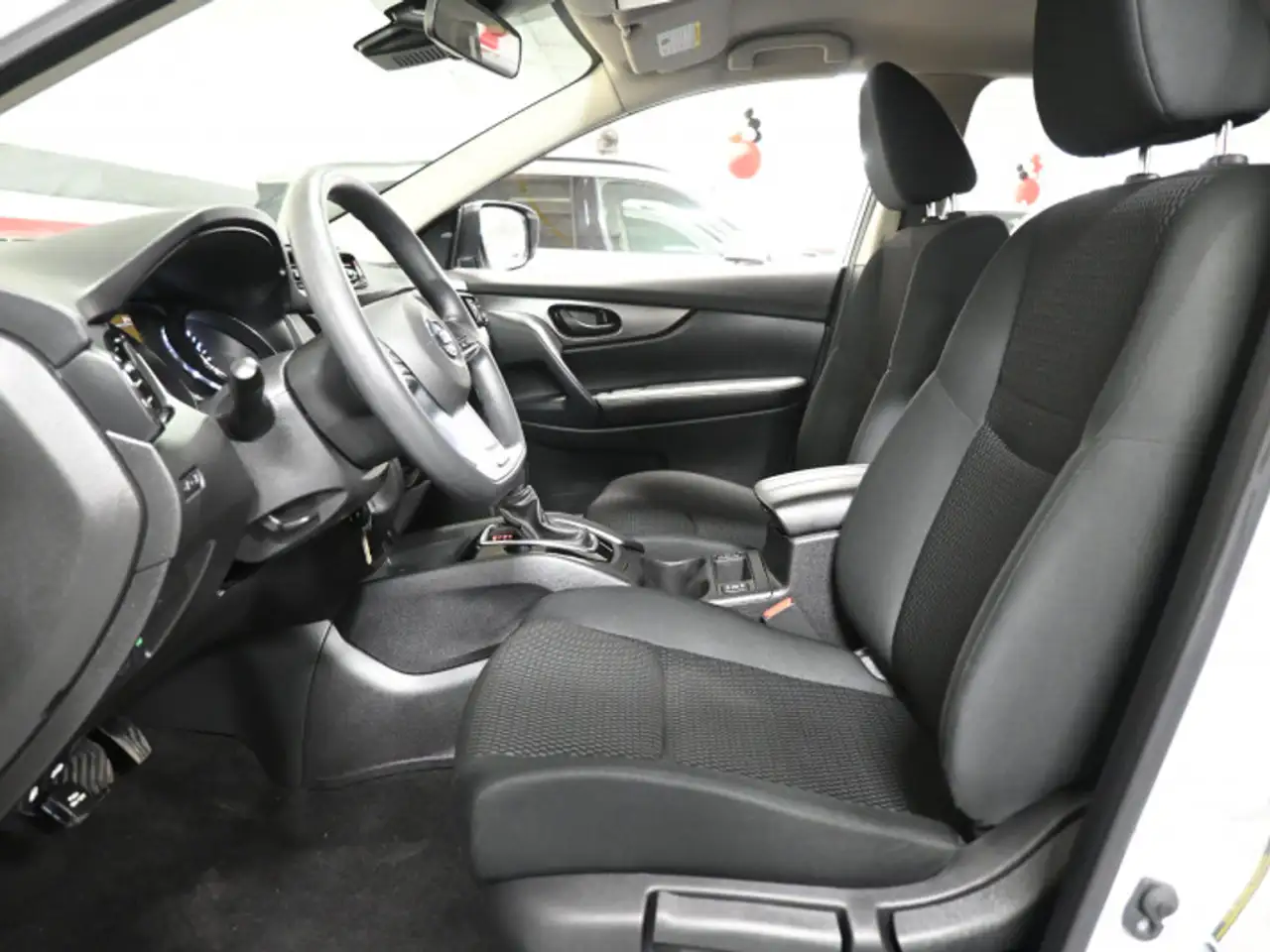 Nissan Qashqai снимка Nissan Qashqai