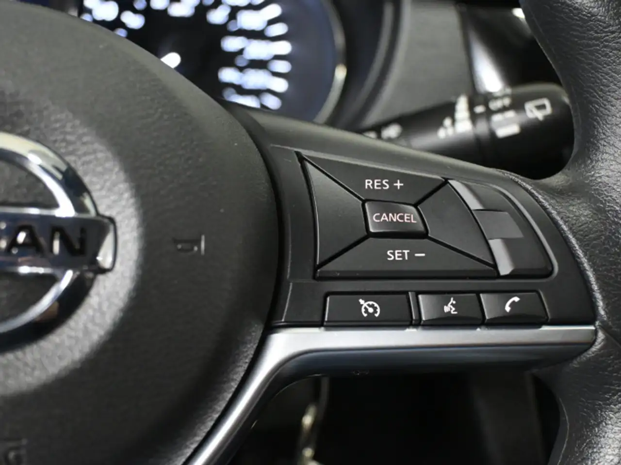 Nissan Qashqai снимка Nissan Qashqai