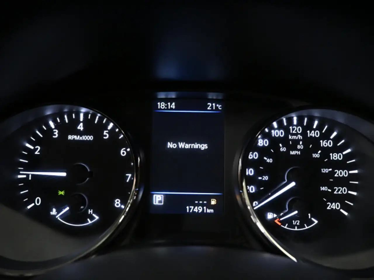 Nissan Qashqai снимка Nissan Qashqai