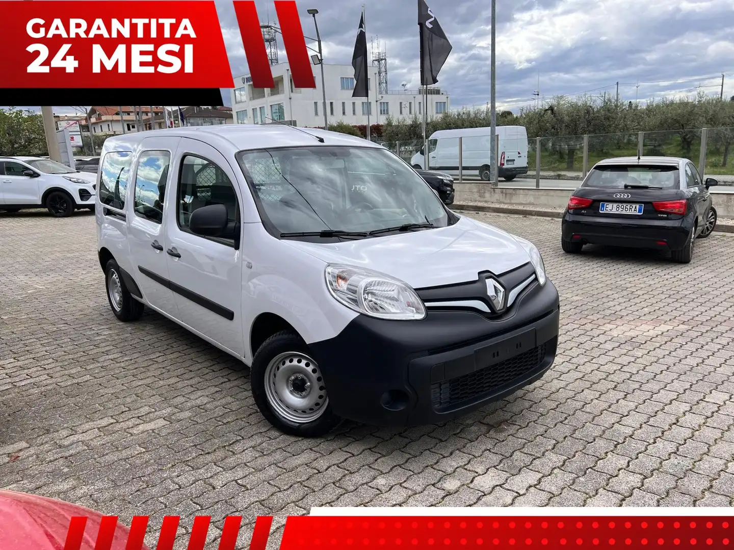 Renault Kangoo Furgone 1.5 blue dci 95cv N1 Maxi Vetrato Bianco - 1